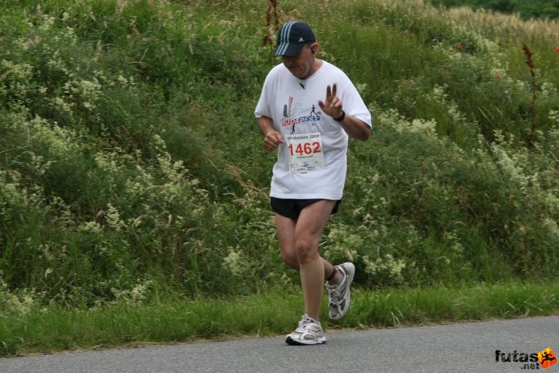 Ultrabalaton ultrabalaton_3655.jpg ultrabalaton_3655.jpg Ultrabalaton running futás Köveskál után Nemesgulács felé,, ultrabalaton_3655.jpg, ultrabalaton_3655.jpg