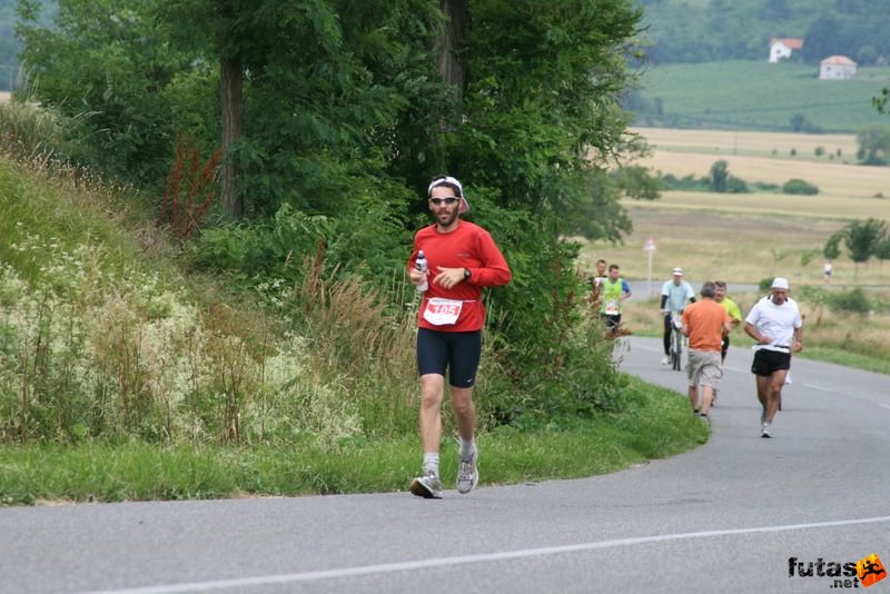 Ultrabalaton ultrabalaton_3673.jpg KARDOS József
ultrafutó Ultrabalaton running futás Köveskál után Nemesgulács felé,, ultrabalaton_3673.jpg, KARDOS József
ultrafutó