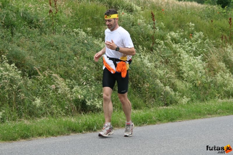 Ultrabalaton ultrabalaton_3684.jpg ultrabalaton_3684.jpg Ultrabalaton running futás Köveskál után Nemesgulács felé,, ultrabalaton_3684.jpg, ultrabalaton_3684.jpg