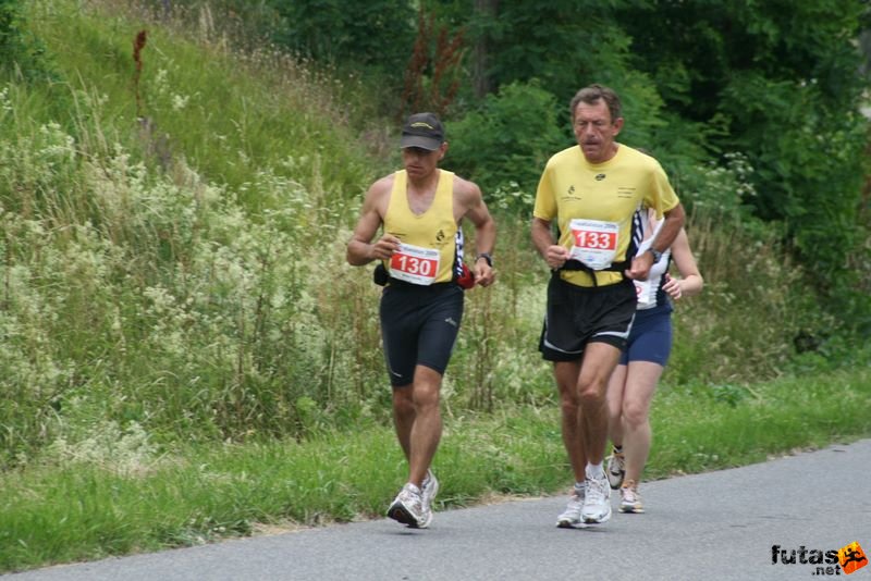Ultrabalaton ultrabalaton_3685.jpg MOLET Claude and HERTAULT Marc
Ultrabalaton finishers from France Ultrabalaton running futás Köveskál után Nemesgulács felé,, ultrabalaton_3685.jpg, MOLET Claude and HERTAULT Marc
Ultrabalaton finishers from France
