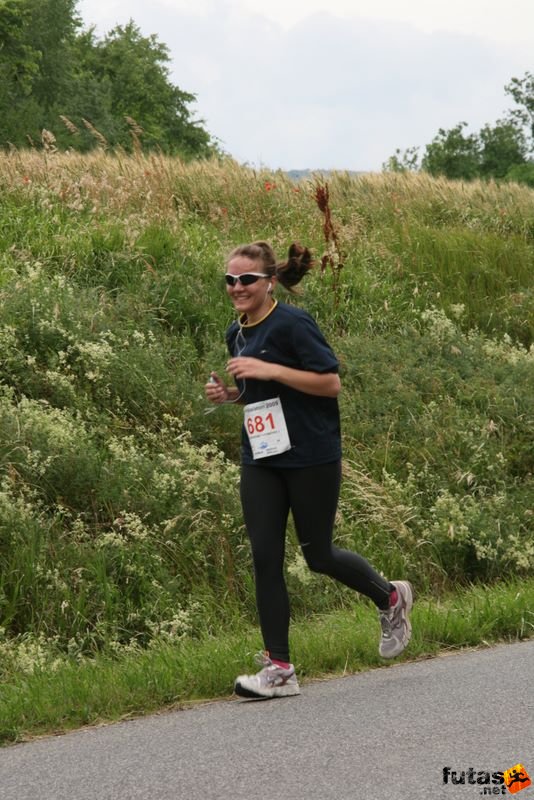 Ultrabalaton ultrabalaton_3691.jpg ultrabalaton_3691.jpg Ultrabalaton running futás Köveskál után Nemesgulács felé,, ultrabalaton_3691.jpg, ultrabalaton_3691.jpg