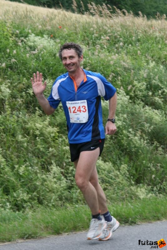 Ultrabalaton ultrabalaton_3693.jpg ultrabalaton_3693.jpg Ultrabalaton running futás Köveskál után Nemesgulács felé,, ultrabalaton_3693.jpg, ultrabalaton_3693.jpg