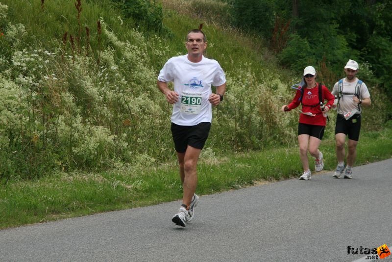 Ultrabalaton ultrabalaton_3700.jpg ultrabalaton_3700.jpg Ultrabalaton running futás Köveskál után Nemesgulács felé,, ultrabalaton_3700.jpg, ultrabalaton_3700.jpg