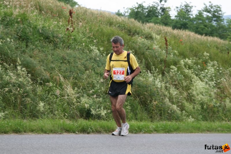 Ultrabalaton ultrabalaton_3746.jpg GUERINEAU Serge
ultra runner Ultrabalaton running futás Köveskál után Nemesgulács felé,, ultrabalaton_3746.jpg, GUERINEAU Serge
ultra runner