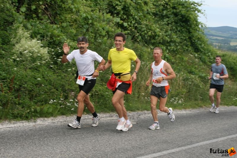 Ultrabalaton ultrabalaton_3391.jpg Egyed János, Mazur Béla, KURYŁO Piotr, Ultrabalaton Ultrabalaton ultra running , Tihany Dörgicse futószakasz,, ultrabalaton_3391.jpg, Egyed János, Mazur Béla, KURYŁO Piotr, Ultrabalaton