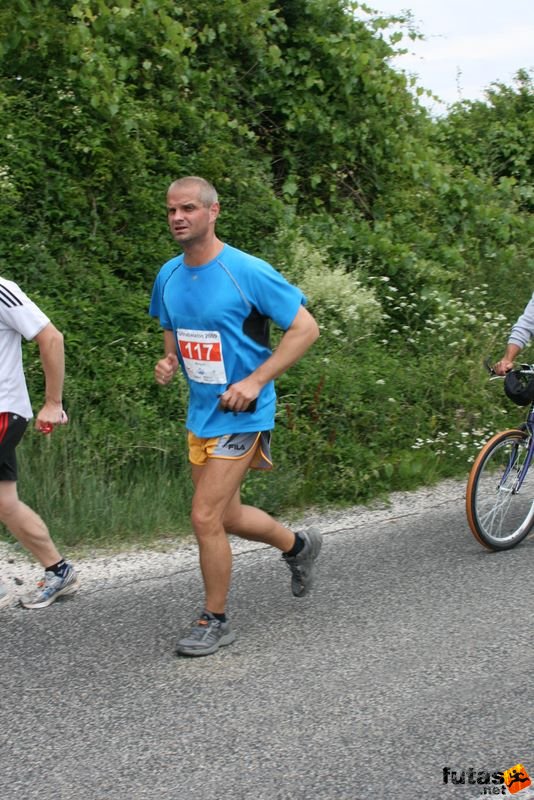 Ultrabalaton ultrabalaton_3460.jpg PELLE, László Ultrabalaton ultra running , Tihany Dörgicse futószakasz,, ultrabalaton_3460.jpg, PELLE, László