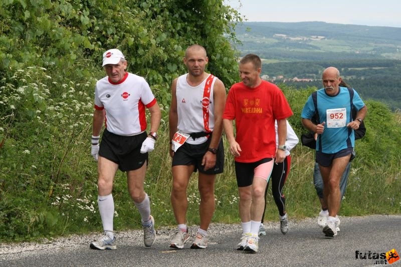 Ultrabalaton ultrabalaton_3464.jpg www.tekaskiforum.net Slovenia runners Ultrabalaton ultra running , Tihany Dörgicse futószakasz,, ultrabalaton_3464.jpg, www.tekaskiforum.net Slovenia runners