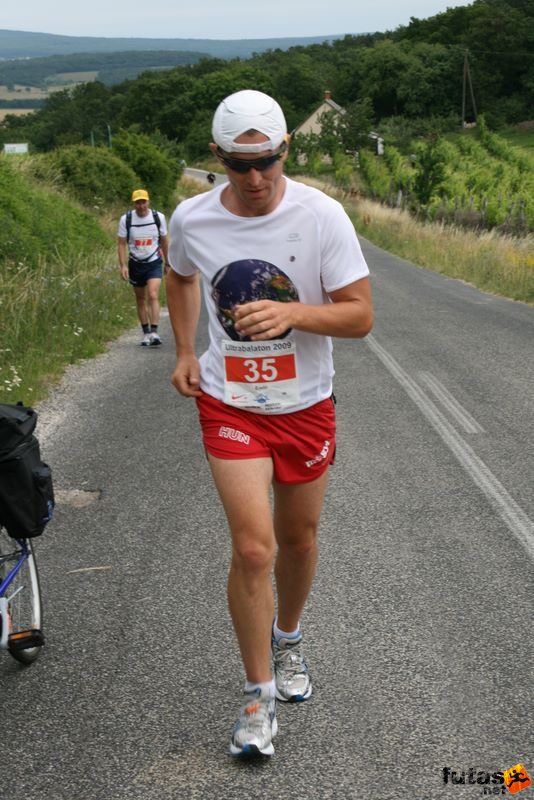 Ultrabalaton ultrabalaton_3471.jpg SZITÓ Ervin Ultrabalaton ultra running , Tihany Dörgicse futószakasz,, ultrabalaton_3471.jpg, SZITÓ Ervin