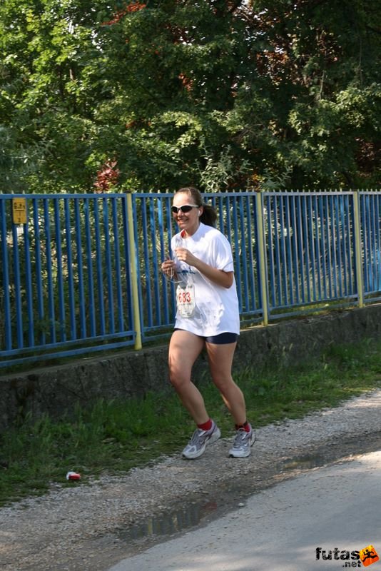 Ultrabalaton ultrabalaton_4181.jpg futás nem az aszfalton Ultrabalaton ultra és váltó futás a Balaton körül Balatonföldvár Siófok, ultrabalaton_4181.jpg, futás nem az aszfalton