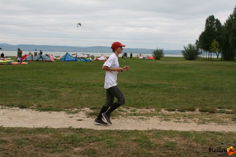 Ultrabalaton ultrabalaton_4209.jpg futás a Balatonnál Ultrabalaton ultra és váltó futás a Balaton körül Balatonföldvár Siófok, ultrabalaton_4209.jpg, futás a Balatonnál
