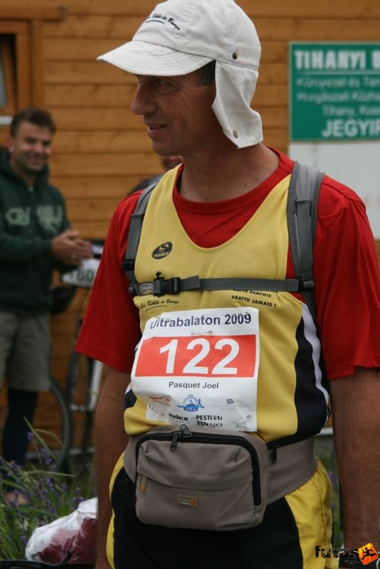 Ultrabalaton ultrabalaton_3039.jpg PASQUET Joel Ultrabalaton finisher Run Ultrabalaton, Tihany Start, ultrabalaton_3039.jpg, PASQUET Joel Ultrabalaton finisher