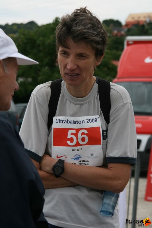 Ultrabalaton ultrabalaton_3052.jpg Kriszta Ultrabalaton finisher Run Ultrabalaton, Tihany Start, ultrabalaton_3052.jpg, Kriszta Ultrabalaton finisher