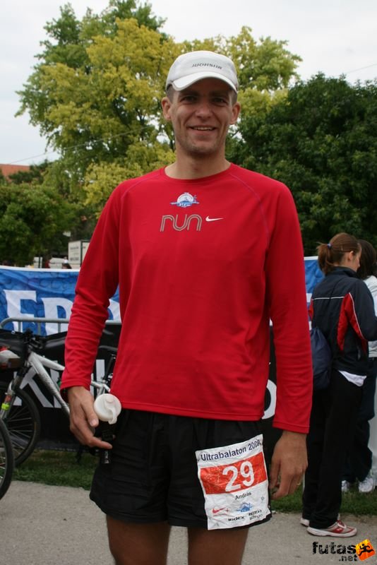 Ultrabalaton ultrabalaton_3068.jpg LŐW András Ultrabalaton finisher Run Ultrabalaton, Tihany Start, ultrabalaton_3068.jpg, LŐW András Ultrabalaton finisher
