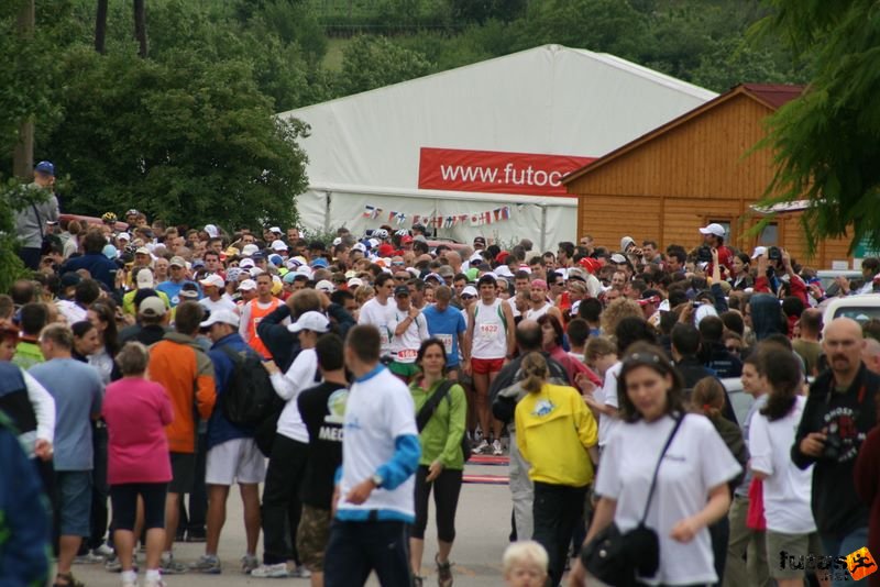 Run Ultrabalaton, Tihany Start, ultrabalaton_3124.jpg, runners runners