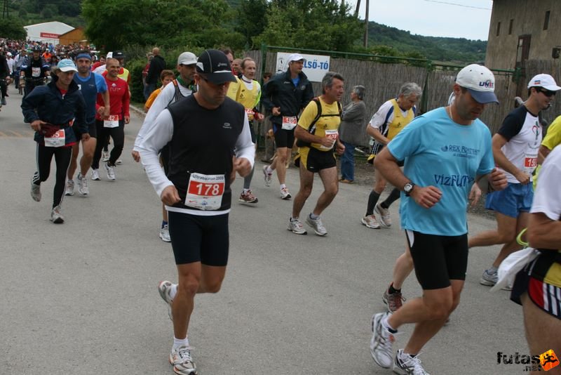 Ultrabalaton ultrabalaton_3160.jpg ultrabalaton_3160.jpg Run Ultrabalaton, Tihany Start, ultrabalaton_3160.jpg, ultrabalaton_3160.jpg