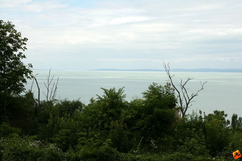 Ultrabalaton ultrabalaton_4301.jpg még egy pillantás a Balatonra fentről Ultrabalaton ultra és váltó futás a Balaton körül Balatonvilágos Tihany futó szakasz, ultrabalaton_4301.jpg, még egy pillantás a Balatonra fentről