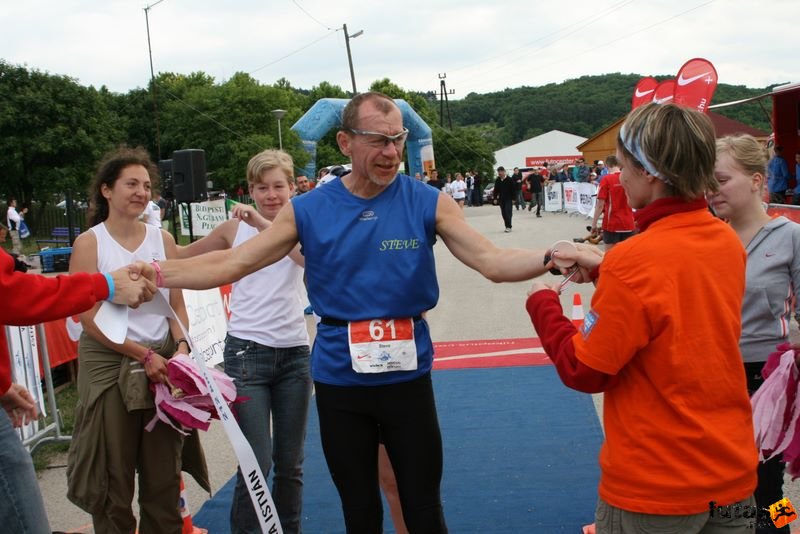 Ultrabalaton ultrabalaton_4419.jpg gratulálunk Steve Ultrabalaton ultra és váltó futás a Balaton körül Balatonvilágos Tihany futó szakasz, ultrabalaton_4419.jpg, gratulálunk Steve
