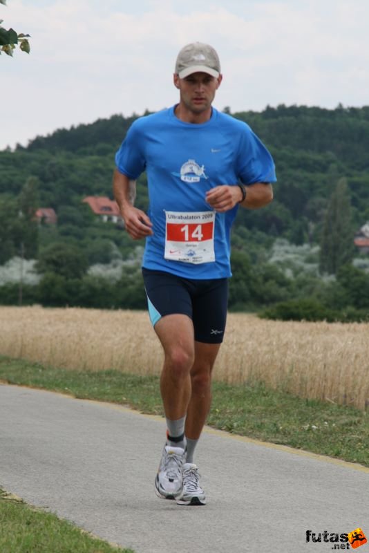 Ultrabalaton ultrabalaton_3176.jpg Herbák Gergő, Ultrabalaton 212 km futás 23:40:42 Ultrabalaton running Tihany - Aszófő,, ultrabalaton_3176.jpg, Herbák Gergő, Ultrabalaton 212 km futás 23:40:42