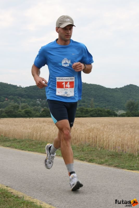 Ultrabalaton ultrabalaton_3177.jpg Herbák Gergő, Ultrabalaton 212 km futás 6. helyezés Ultrabalaton running Tihany - Aszófő,, ultrabalaton_3177.jpg, Herbák Gergő, Ultrabalaton 212 km futás 6. helyezés