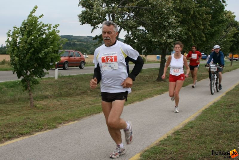 Ultrabalaton ultrabalaton_3227.jpg Márton Attila Ultrabalaton running Tihany - Aszófő,, ultrabalaton_3227.jpg, Márton Attila
