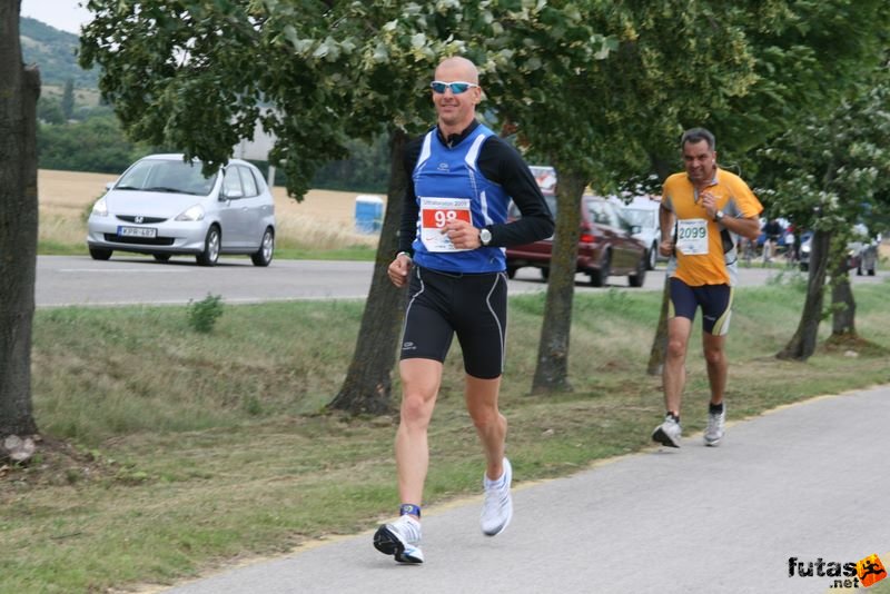 Ultrabalaton ultrabalaton_3232.jpg VARGA Csaba Ultrabalaton finisher Ultrabalaton running Tihany - Aszófő,, ultrabalaton_3232.jpg, VARGA Csaba Ultrabalaton finisher