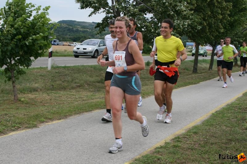 Ultrabalaton ultrabalaton_3269.jpg CSIZSMÁS KANDÚR Ultrabalaton running Tihany - Aszófő,, ultrabalaton_3269.jpg, CSIZSMÁS KANDÚR