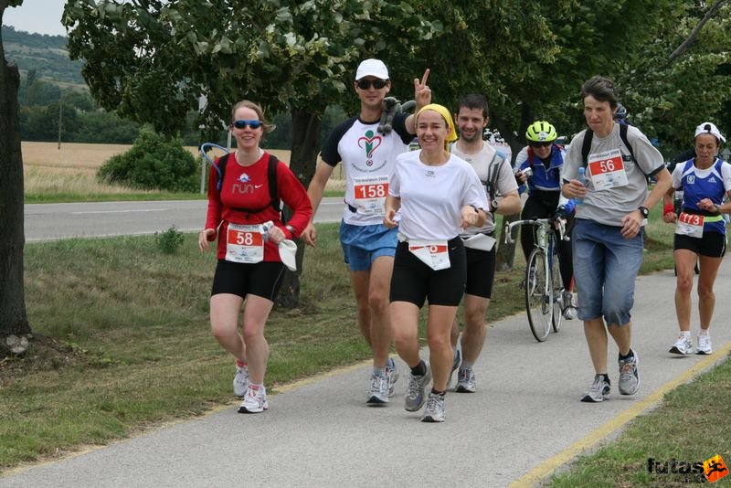 Ultrabalaton ultrabalaton_3328.jpg Gurdon Évi, Lydérch, Gál Andi Ultrabalaton running Tihany - Aszófő,, ultrabalaton_3328.jpg, Gurdon Évi, Lydérch, Gál Andi