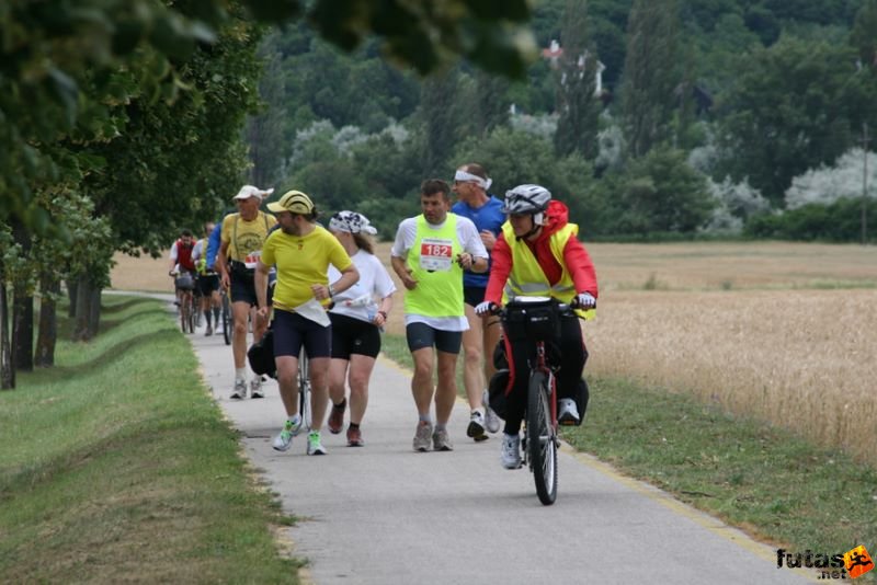 Ultrabalaton ultrabalaton_3345.jpg ultrabalaton_3345.jpg Ultrabalaton running Tihany - Aszófő,, ultrabalaton_3345.jpg, ultrabalaton_3345.jpg