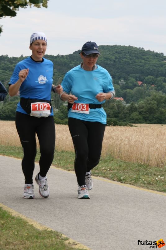 Ultrabalaton ultrabalaton_3360.jpg VENNIKAS Heleen, VENNIKAS Pille ultra runners Ultrabalaton running Tihany - Aszófő,, ultrabalaton_3360.jpg, VENNIKAS Heleen, VENNIKAS Pille ultra runners