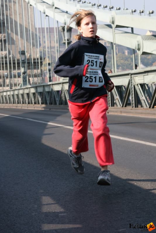 Nato futás nato_running_039.jpg nato_running_039.jpg Nato futás, Budapest Futóvesztivál, nato_running_039.jpg, nato_running_039.jpg