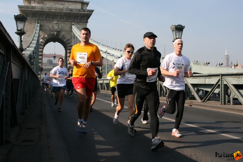 Nato futás nato_running_125.jpg Takács József Nato futás, Budapest Futóvesztivál, nato_running_125.jpg, Takács József