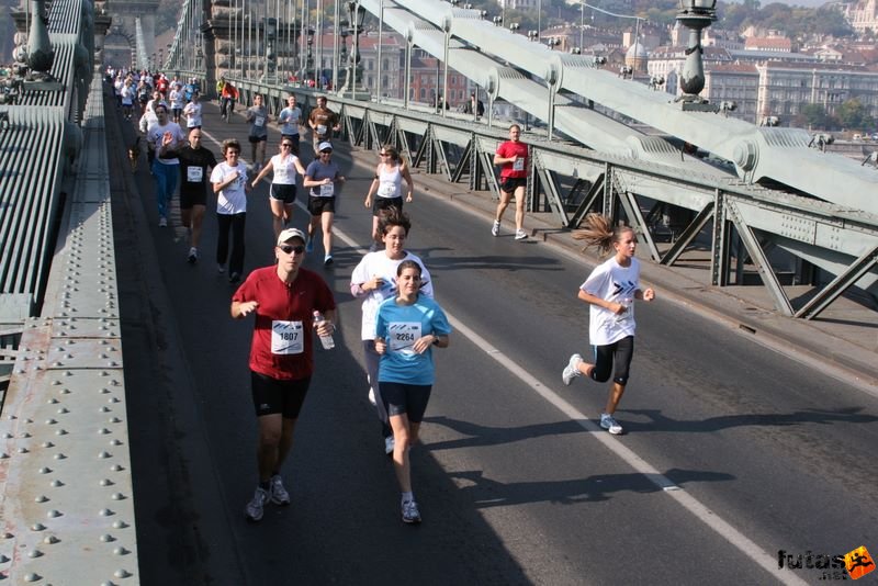Nato futás nato_running_153.jpg Mohila Tamás, Makó Zsuzsanna Nato futás, Budapest Futóvesztivál, nato_running_153.jpg, Mohila Tamás, Makó Zsuzsanna