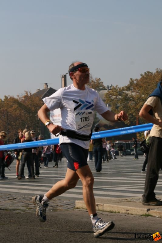 Nato futás nato_running_200.jpg Simon Zoltán, Budapest Hősök tere Nato futás, Budapest Futóvesztivál, nato_running_200.jpg, Simon Zoltán, Budapest Hősök tere