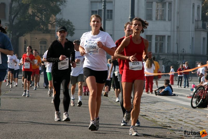 Nato futás nato_running_207.jpg Varga Judit, Tóth Mária Nato futás, Budapest Futóvesztivál, nato_running_207.jpg, Varga Judit, Tóth Mária