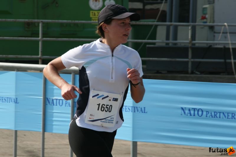 Nato futás nato_running_290.jpg Turcsányi Melinda Nato futás, Budapest Futóvesztivál, nato_running_290.jpg, Turcsányi Melinda