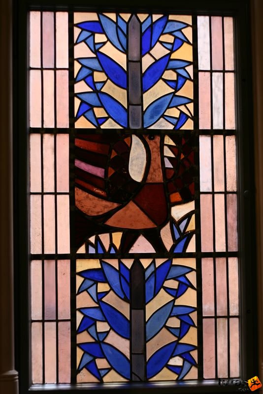 Berlin Rotes Rathaus, Berliner Rathaus window