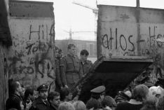 berlini fal lebontása