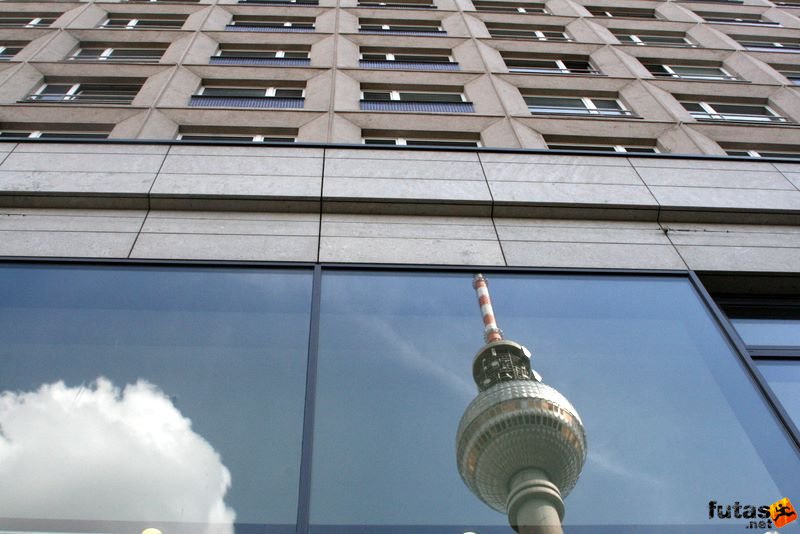 Berlin TV Tower berlin_tv_tower_9331.jpg Berlin TV Tower, Berlin TV Torony, Berliner Fernsehturm, berlin_tv_tower_9331.jpg