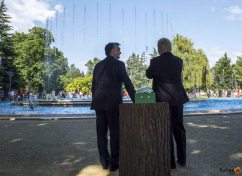 Orbán Viktor miniszterelnök és Tarlós István főpolgármester a felújított margitszigeti szökőkút avatásán