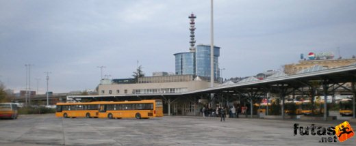 Árpád híd autóbuszállomás buszpályaudvar autóbuszok
