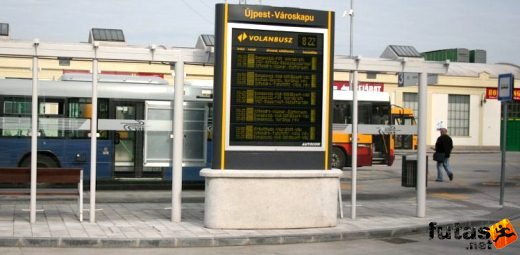 Újpest Városkapu Volán-buszok autóbusz állomás és pályaudvar buszok