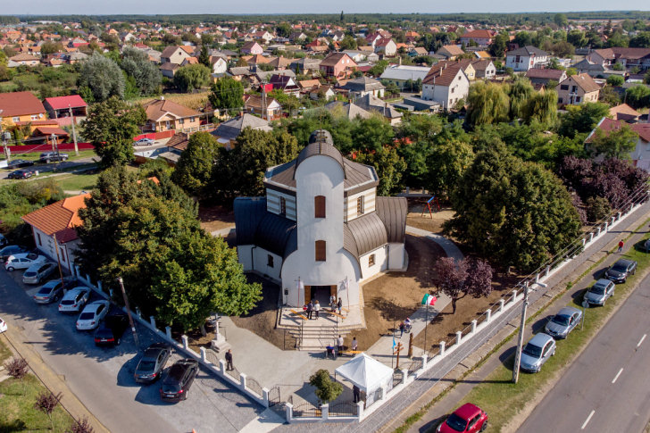 Téglás