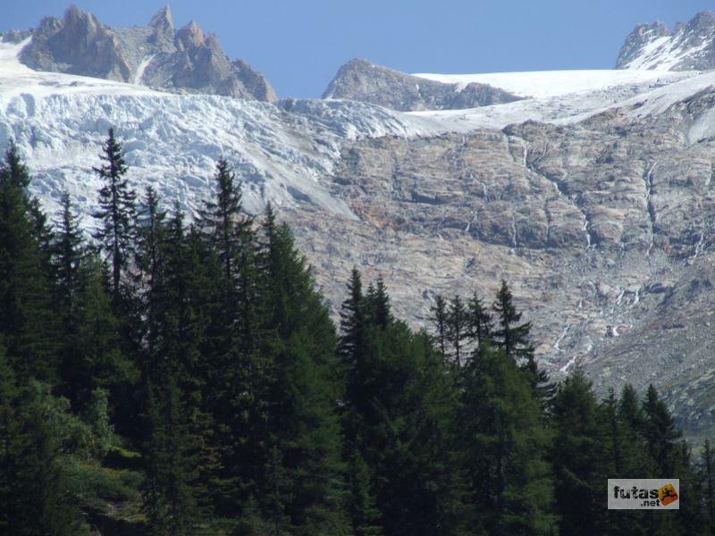 Ultra Trail du Mont-Blanc ultra_trail_du_mont_blanc_20165.jpg ultra_trail_du_mont_blanc_20165.jpg