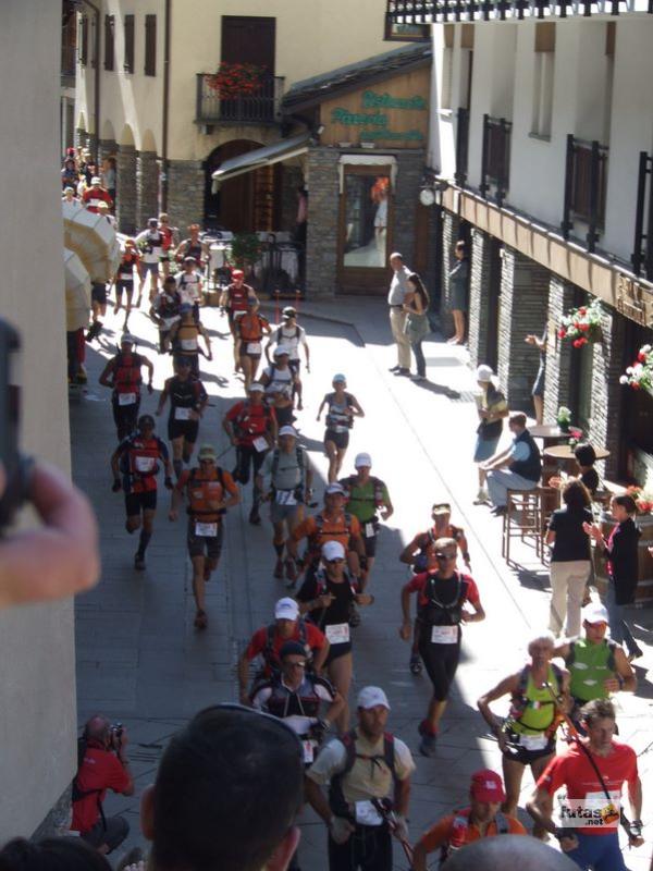 Ultra Trail du Mont-Blanc ultra_trail_du_mont_blanc_2146.jpg ultra_trail_du_mont_blanc_2146.jpg
