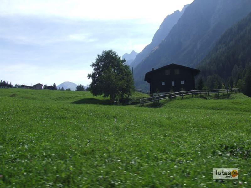 Ultra Trail du Mont-Blanc ultra_trail_du_mont_blanc_2216.jpg ultra_trail_du_mont_blanc_2216.jpg
