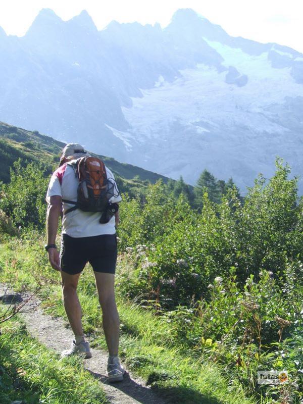 Ultra Trail du Mont-Blanc ultra_trail_du_mont_blanc_2342.jpg ultra_trail_du_mont_blanc_2342.jpg