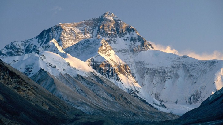 Mount Everest 8848 méter magas hegycsúcs