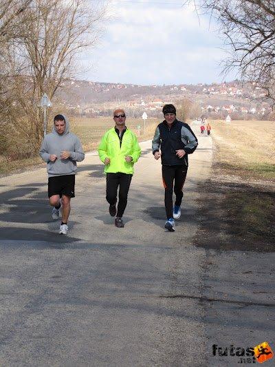  Rumi Mihály futás YT50 2012.JPG