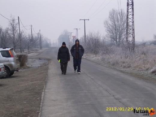  Fesető Szilvia futás Szilvi&Józsi.JPG