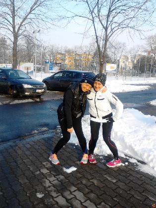 Anita futótársammal kis bohóckodás Dobosné Szenczi Éva futás IMG_20140126_143304.jpg